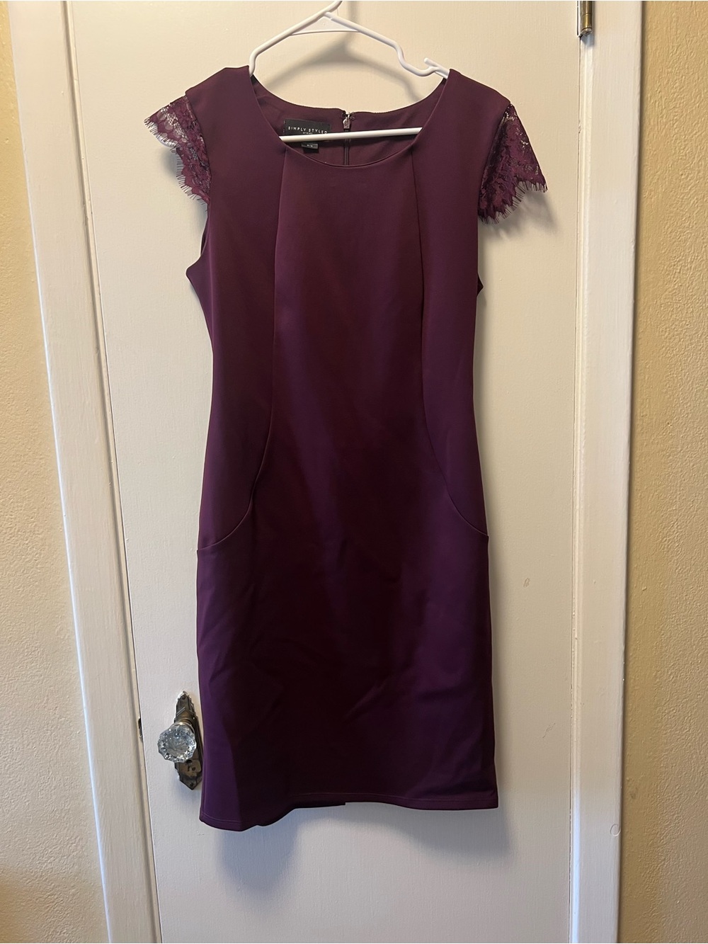Simply Styled Plum Lace Cap-Sleeve Midi Sheath Dress